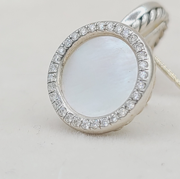 David Yurman Elements Button Earrings With Mother of Pearl and Pave Diamonds - Picture 6 of 8